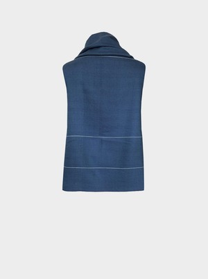 cape infinity lite wool peacock from Fifth Origins