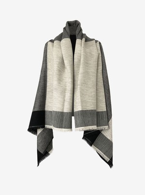 cape infinity wool black white from Fifth Origins