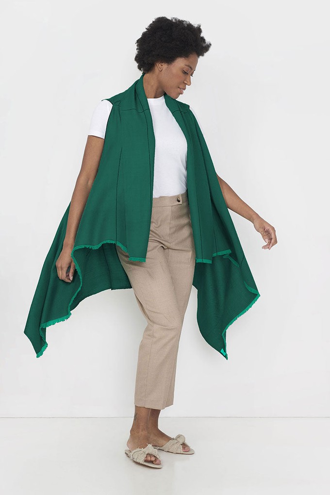 cape infinity lite wool emerald from Fifth Origins