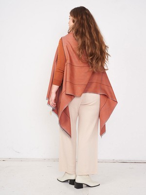 cape infinity lite wool spice from Fifth Origins