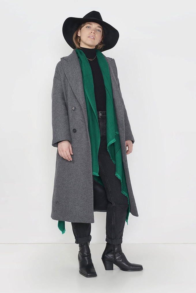 cape infinity lite wool emerald from Fifth Origins