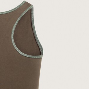 Organic tanktop forest + Dots (green) from Frija Omina