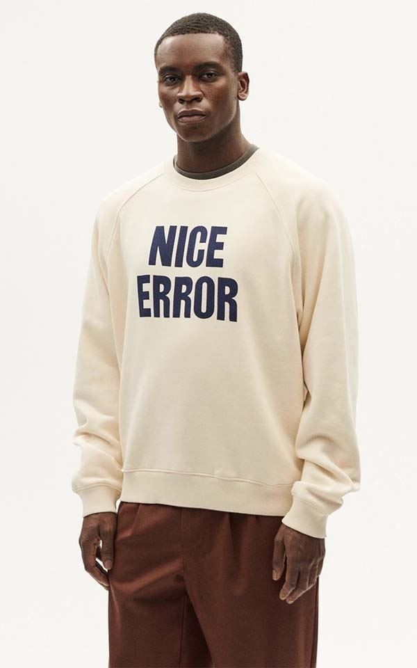 Sweatshirt Error Nice from Het Faire Oosten