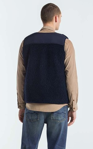 Vest Tenji Sherpa from Het Faire Oosten