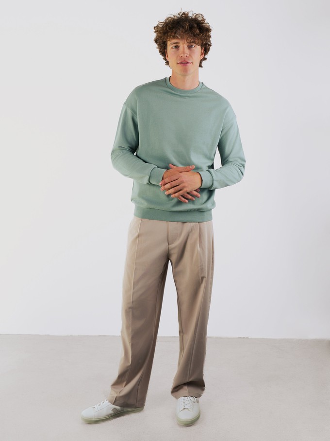 Light Crew Men from Honest Basics