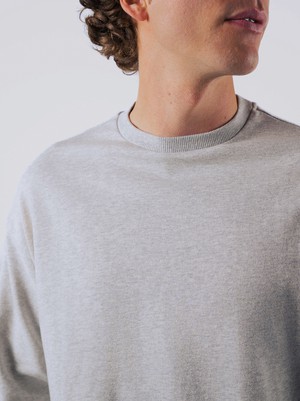 Light Crew Men from Honest Basics