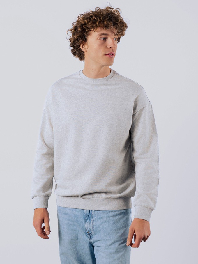 Light Crew Men from Honest Basics