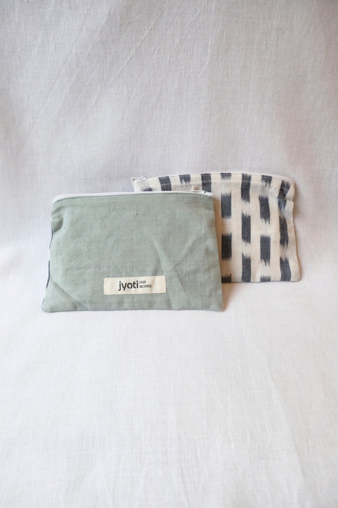 Cotton pouch Thanjavur Mint/ Ikat White from Jyoti - Fair Works