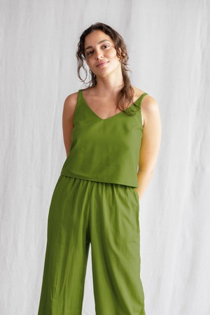 Organic cotton crop top Iya Basil from Jyoti - Fair Works