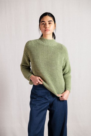 Baby-Alpaka Turtleneck Strickpullover Tacna Lindgrün from Jyoti - Fair Works