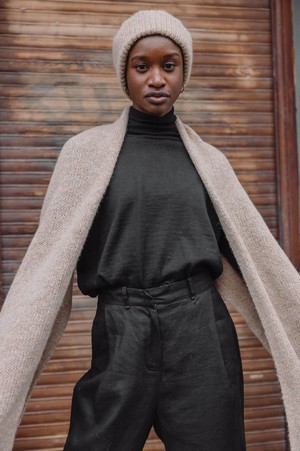 Baby alpaca scarf Tapabocas Sand from Jyoti - Fair Works