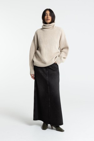 AMIRAH | VILMA BROWN BLACK WORN from Kings of Indigo