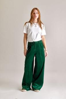 SOFIA Velvet Trouser - Green via KOMODO