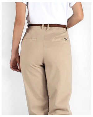 Lara Chino Sand from Kuyichi