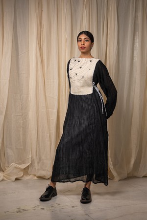 The Balance from Lafaani