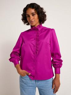 Blouse with lace detail via LANIUS