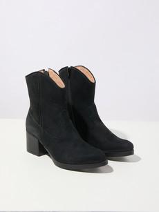 Western boot via LANIUS
