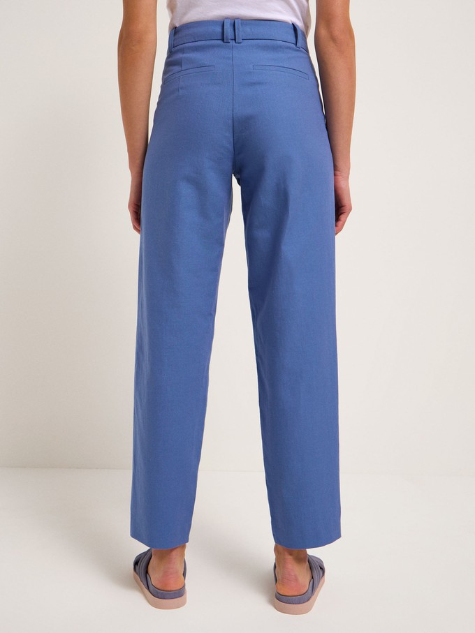 Trousers with pleats from LANIUS