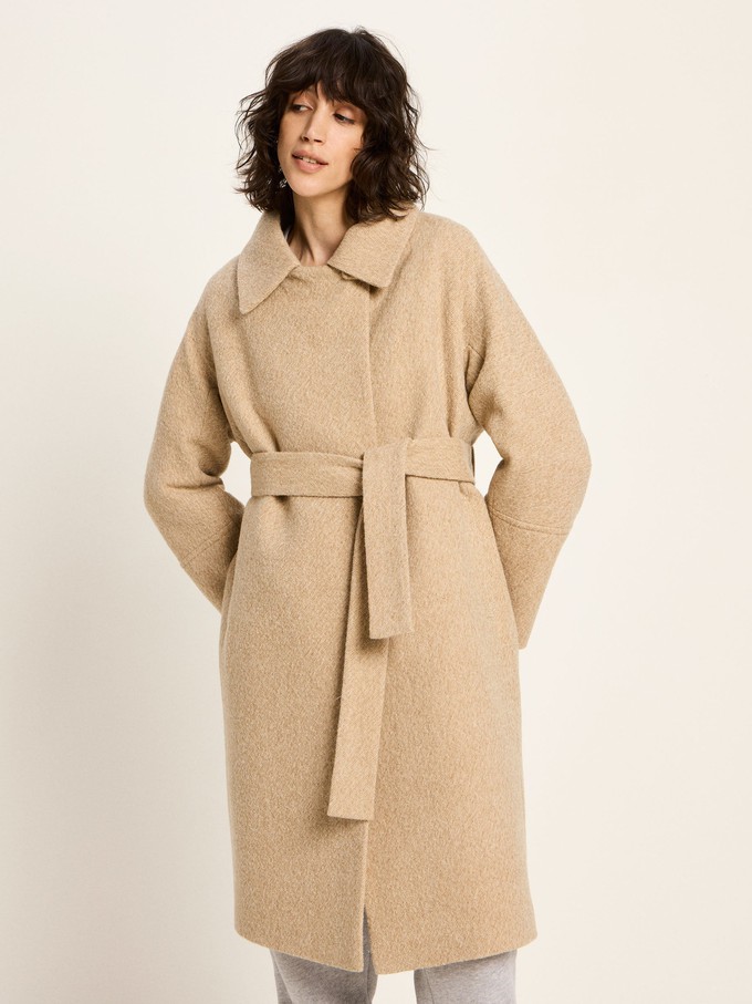 Coat with tie belt from LANIUS