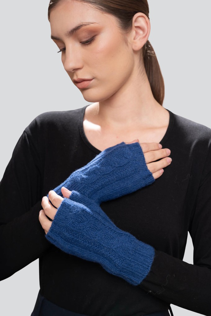 Alpaca Wristwarmers from Lavender Hill Clothing