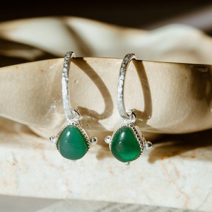 Soul Stone Hoops Green Onyx Silver from Loft & Daughter