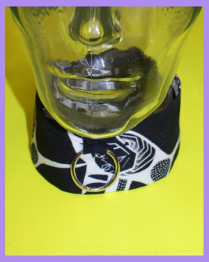 Fantoompijn Choker from logocomo