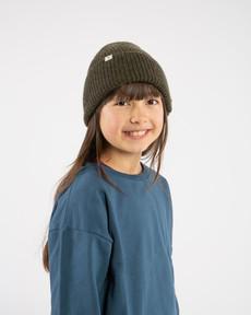 Beanie olive via Matona