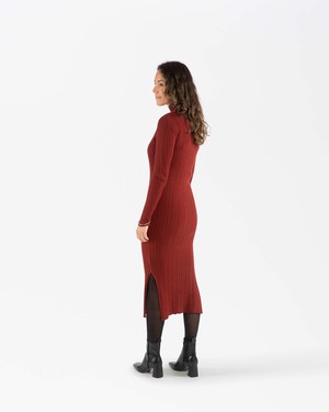 Ribbed Dress maroon from Matona