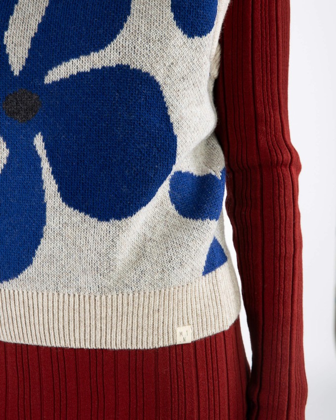 Layer Top flower from Matona