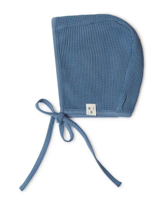 Bonnet Baby smoky blue from Matona