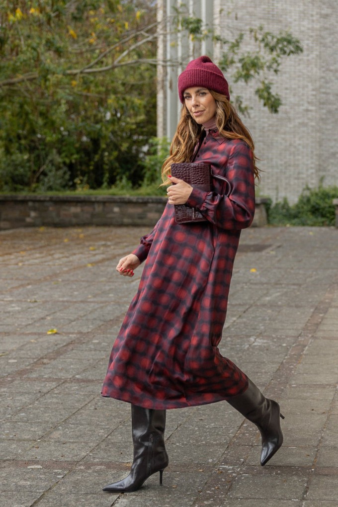 Polly Jean Dress Burgundy blur from Mon Col Anvers