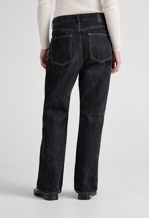 Emma Low Loose - Dry Black from Mud Jeans