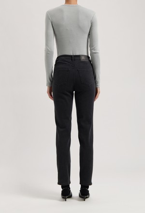 Mams High Tapered - Stone Black from Mud Jeans