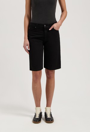 Suzy Mid Short - BlackDip from Mud Jeans