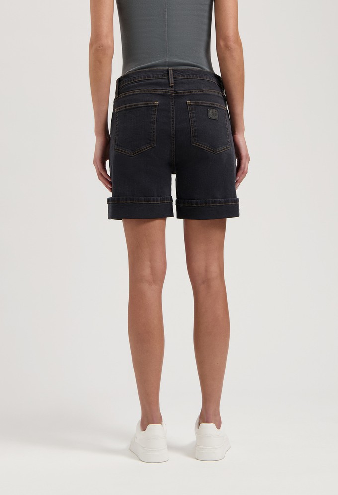 Suzy Mid Short - BlackDip from Mud Jeans