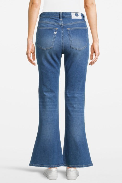 Isy Flared - Fan Stone from Mud Jeans
