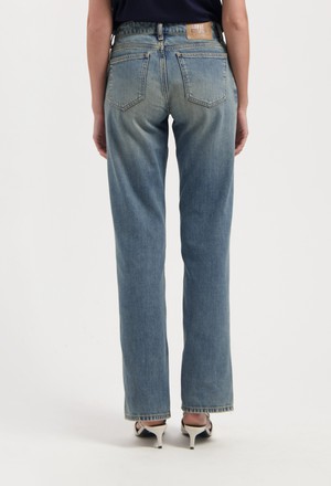 Carry Mid Straight - Earth Vintage from Mud Jeans