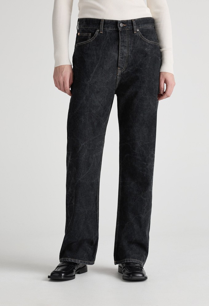 Emma Low Loose - Dry Black from Mud Jeans