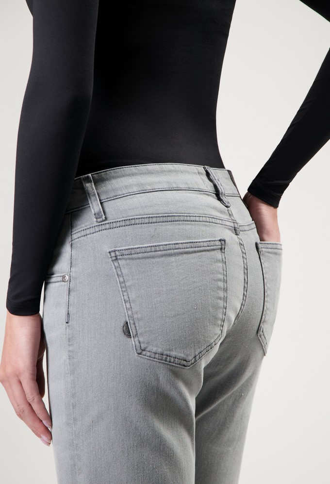 Carry Mid Straight - Light Grey from Mud Jeans