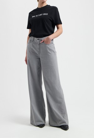 Sara High Loose Flow - Marge Grey from Mud Jeans