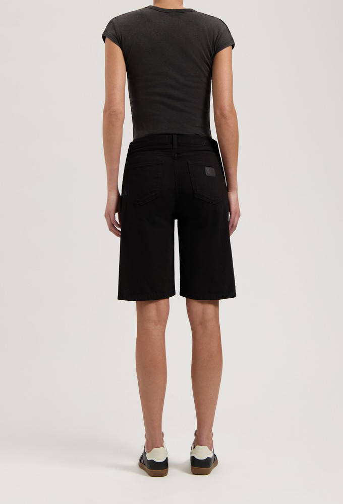 Suzy Mid Short - BlackDip from Mud Jeans