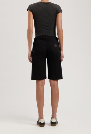 Suzy Mid Short - BlackDip from Mud Jeans