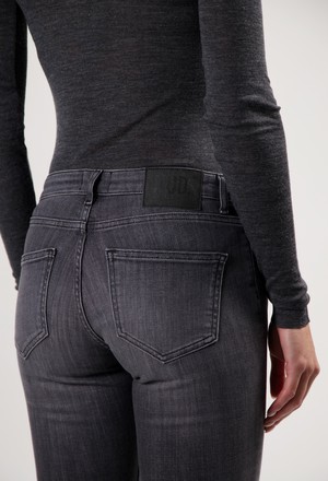 Faye Low Slim - Authentic Black from Mud Jeans