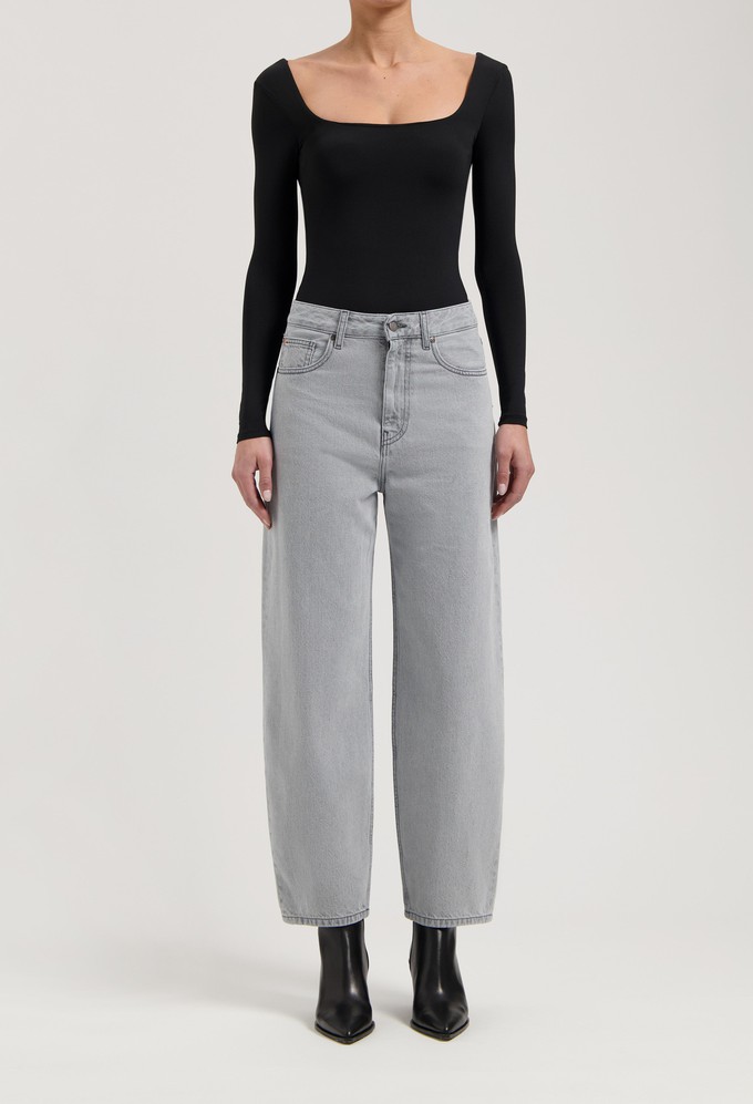 Brooke High Barrel - Light Grey from Mud Jeans