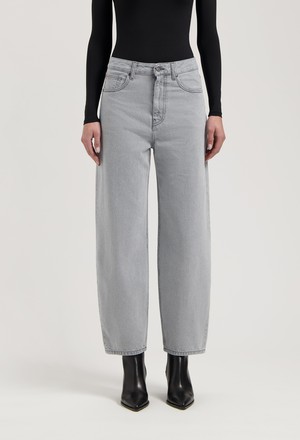 Brooke High Barrel - Light Grey from Mud Jeans
