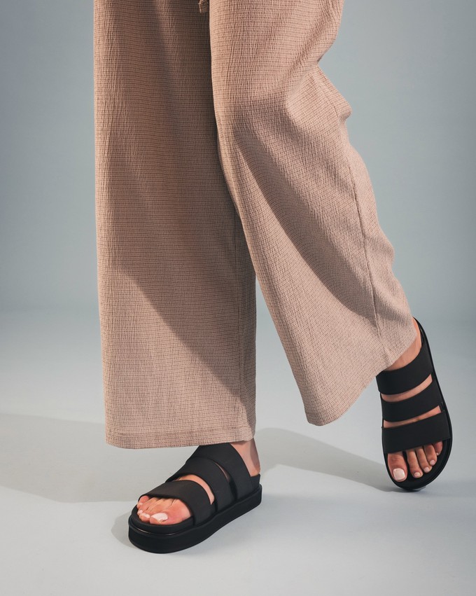 TONGA Black from NAE Vegan Shoes