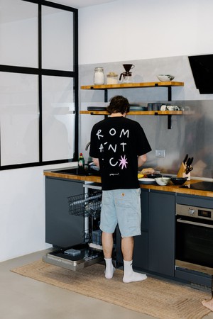 Romantic T-shirt black from NWHR