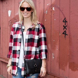 Reina Recycled Rubber Vegan Handbag from Paguro Upcycle