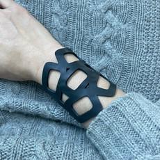 Eco Friendly Chain Recycled Rubber Bracelet via Paguro Upcycle