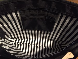 Rika Spacious Vegan Tote Bag Made From Inner Tube from Paguro Upcycle